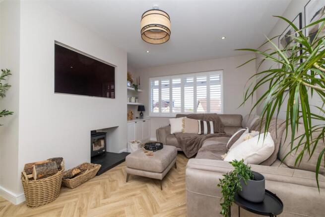 3 bed Detached Bungalow for sale Image 9
