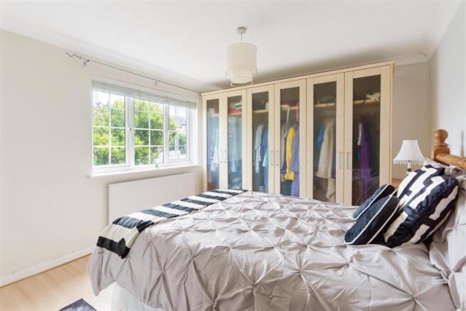 Bedroom 2 1.jpg