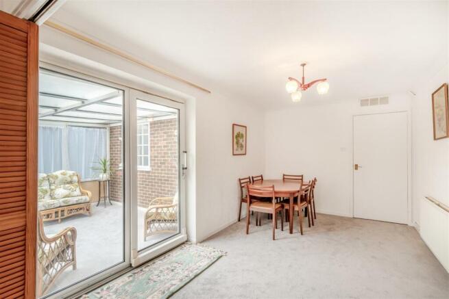 8559012-interior05.jpg