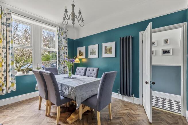 4 bed Terraced for sale Image 8