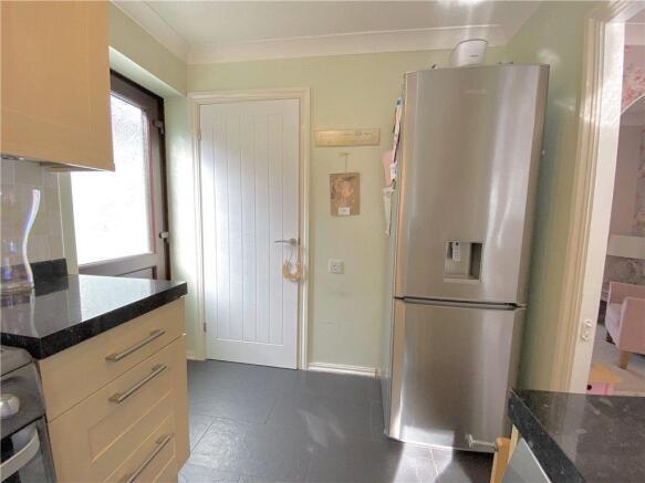 Kitchen 3.jpg