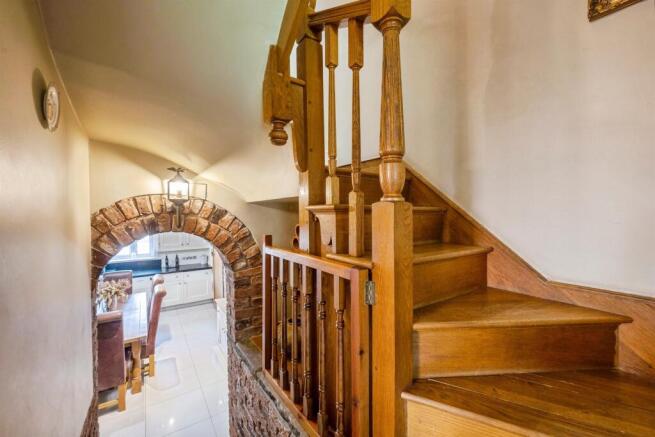 4 bed Character Property for sale Image 10