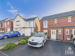 98, Kingfisher Drive, Lydney GL15 5FX