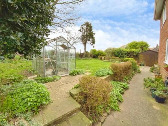 3 bed Detached for sale Image 11