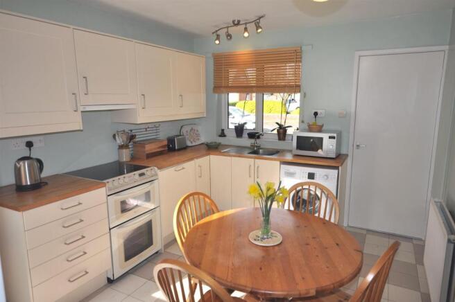 BREAKFAST KITCHEN