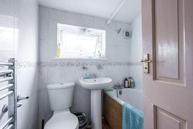 Bathroom (Family Bathroom)