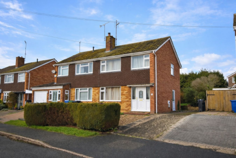 Georges Avenue, Bugbrooke, Northampton, NN7