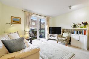 12, Bloomsbury House, Chillington Drive, London SW11 2QU