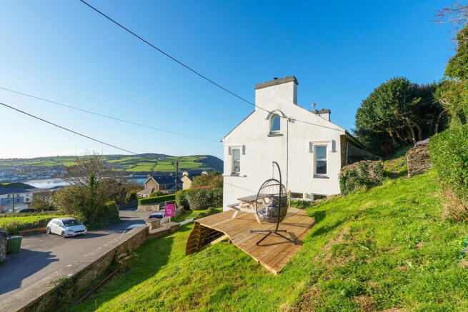Cliff House, Bradda Road, Port Erin photo 2