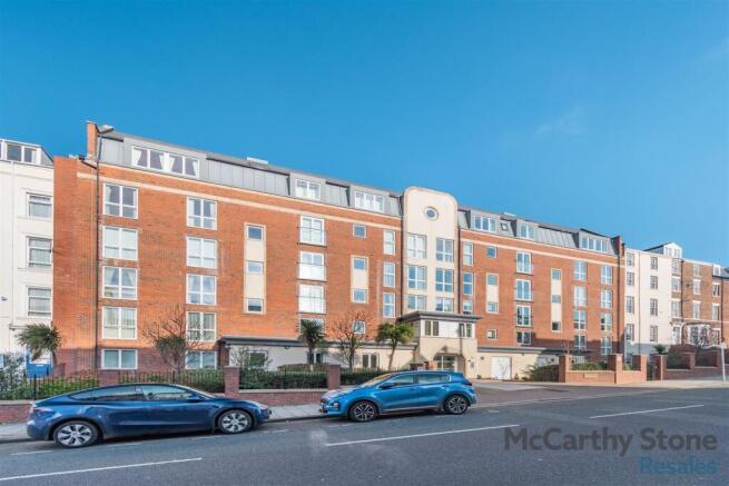 1 bed Apartment for sale Image 6