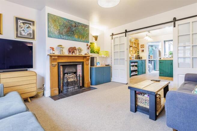 72, Crows Road (1).jpg