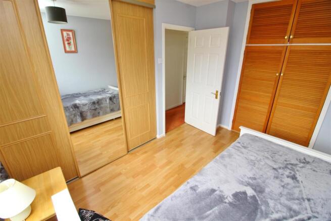 29 Bed 3.JPG