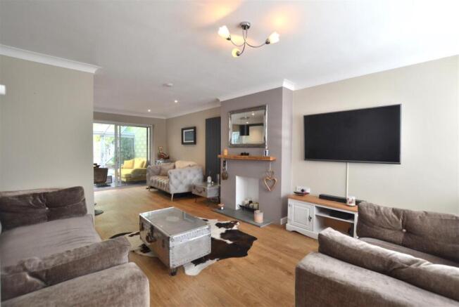 Living,Dining Room.jpg