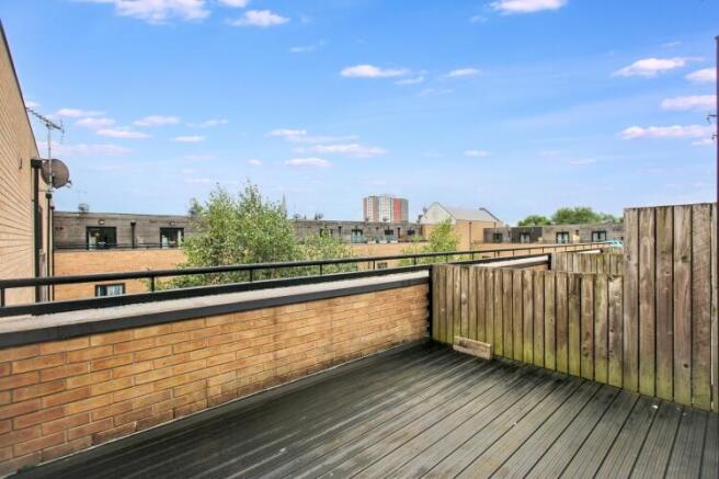 Hollies Lane Salford M5 photo 4
