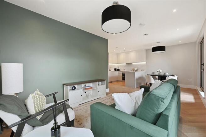 AR - Show Flat, 42 Lynton Road24 (1).JPG