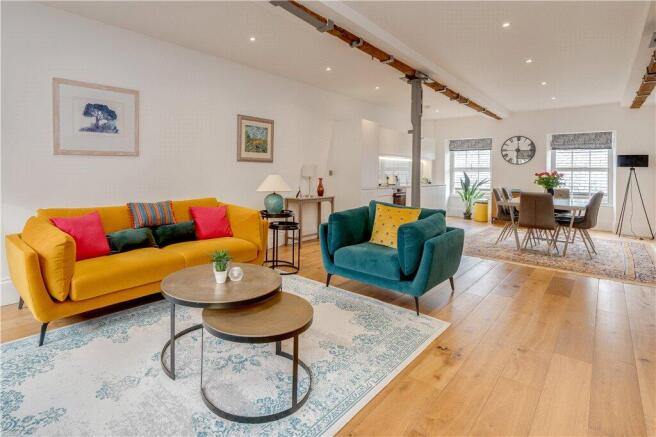 Living/Dining Area