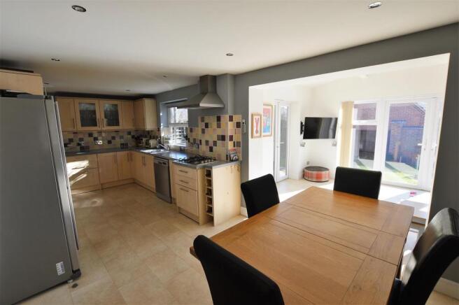 Kitchen diner