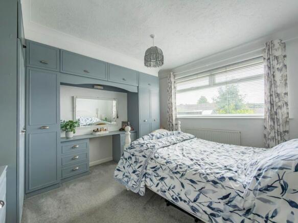 2 bed Bungalow for sale Image 8
