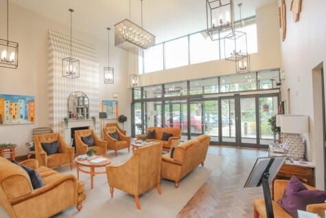 Park Gardens, Bath Road, Banbury OX16 9HQ