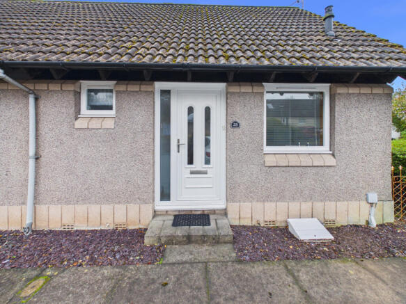 1-bed terraced on 28, Muirfield Place, Kilwinning, KA13 6, £65,000