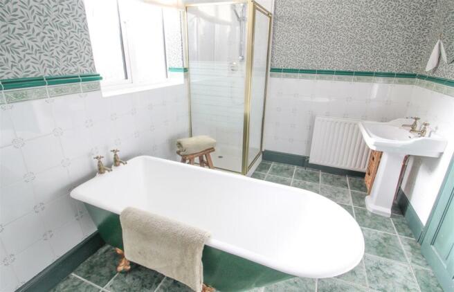 bath b.jpg