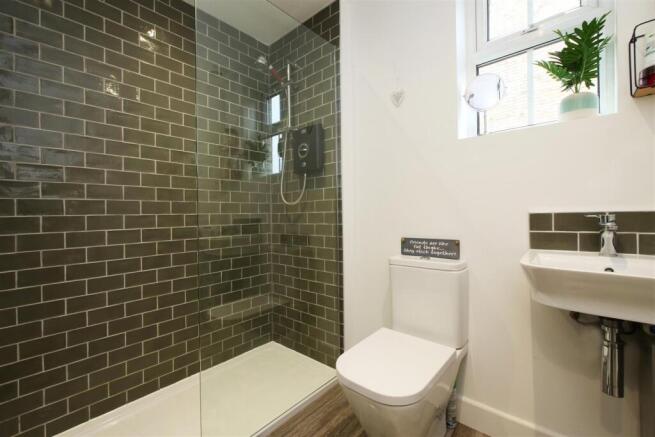 1 bed Apartment for sale Image 11