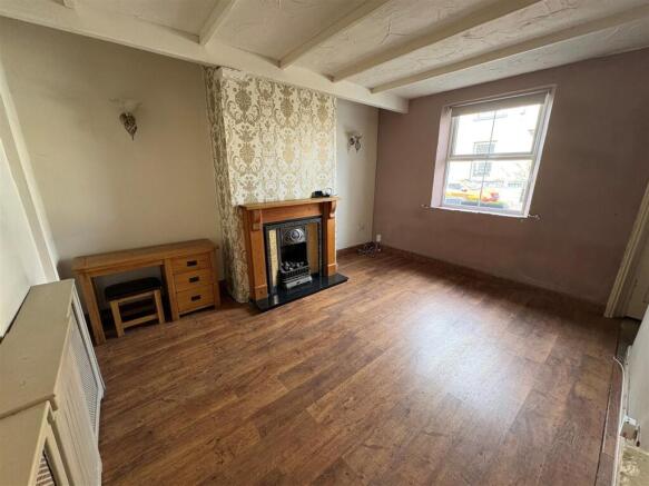 3 bed Terraced for sale Image 7