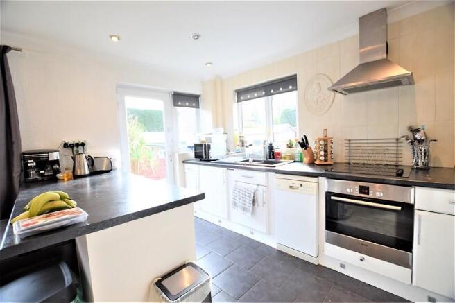 Kitchen / Breakfast Room