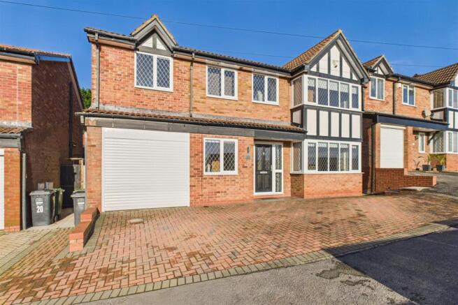 Theynes - External.jpg