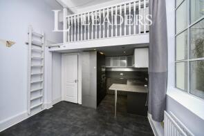 Flat 20, The Deco Building, Coombe Road, Brighton BN2 4EQ