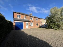 16, London Road, Colchester CO5 9AU
