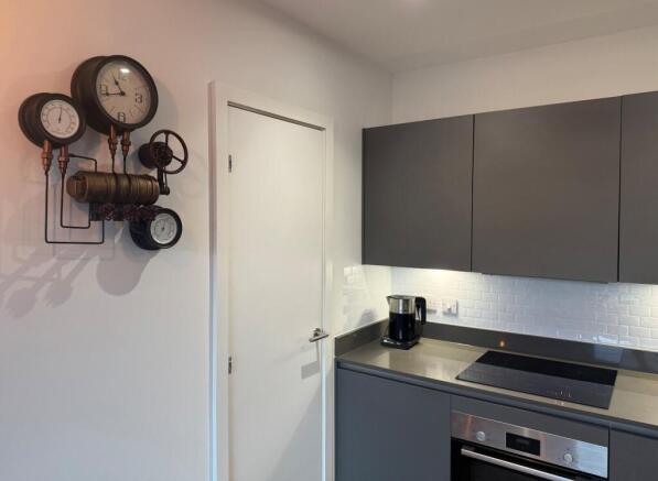 1 bed Flat to rent Image 7