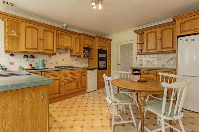 Kitchen-2.jpg