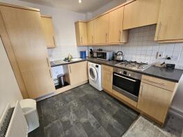 Flat 21, Holmes Court, Lynley Close, Maidstone ME15 9GA