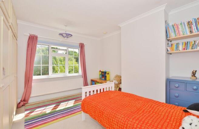 Photo 10