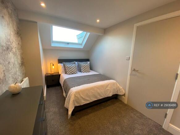 2 bed Flat to rent Image 6