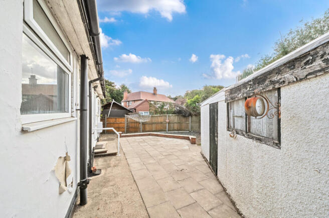3 bed Bungalow for sale Image 12