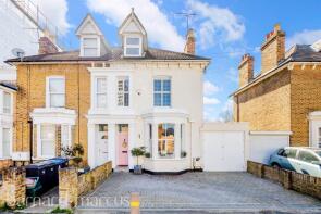 4, Cambridge Road, New Malden KT3 3QE