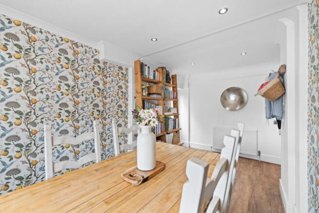 3 bed Detached for sale Image 9