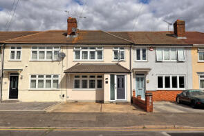 6, Carnforth Gardens, Hornchurch RM12 5DJ