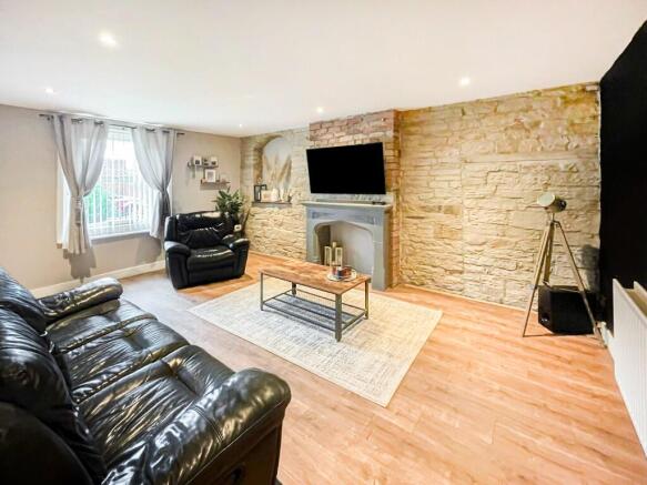 Kirkgate, Dewsbury, West Yorkshire, WF17 photo 4