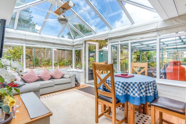 Conservatory Overloo