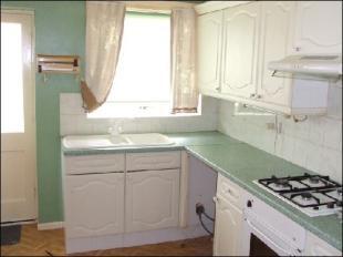 KITCHEN/BREAKFAST RM