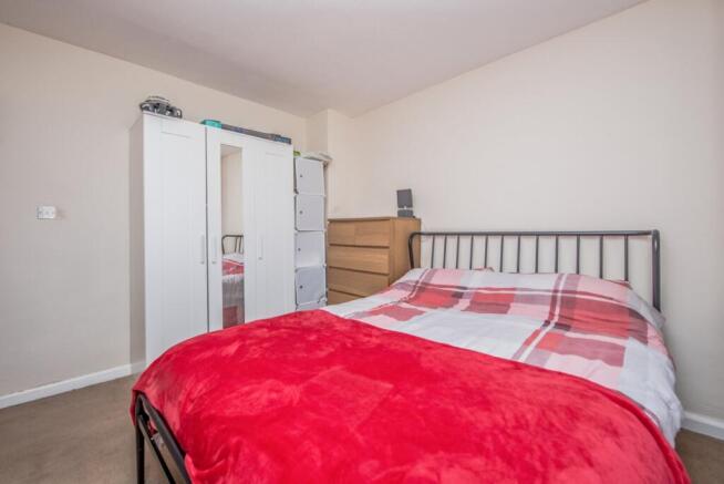 3 bed Semi-Detached for sale Image 11