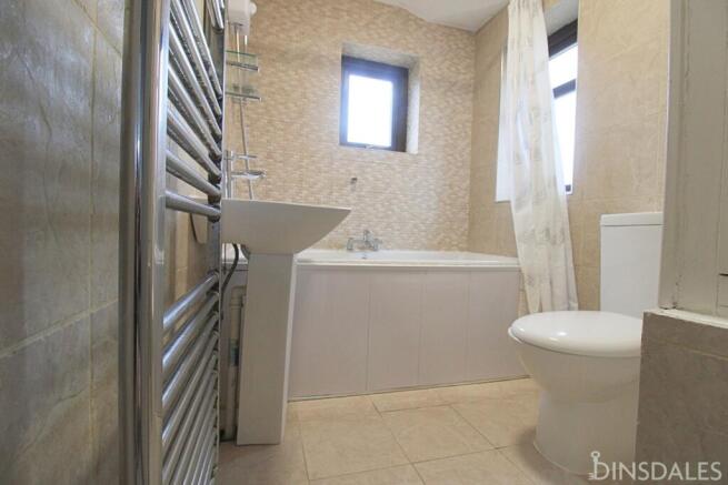3 bed Semi-Detached for sale Image 4