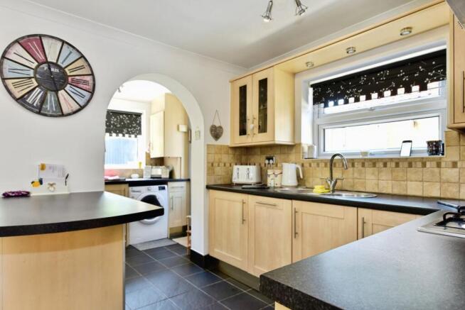 3 bed Detached for sale Image 7