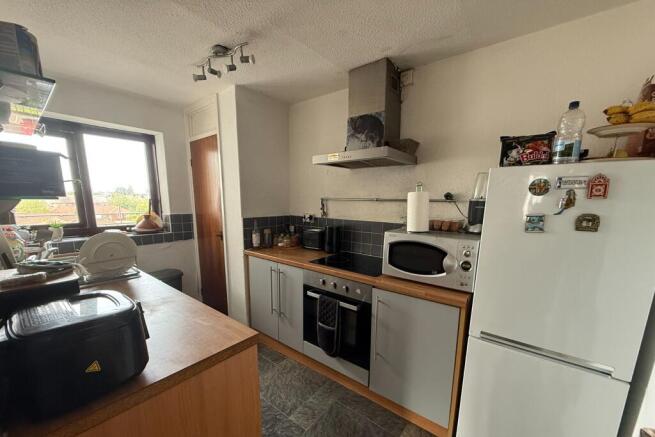14 Derwent House, Samuel Street, Preston and parking space PR1 4YL
