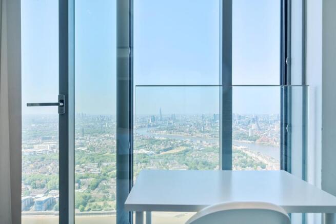 1294352-20-682739...