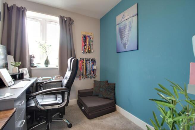 Photo 10