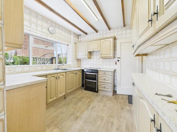 CAM02854G0-PR0352...